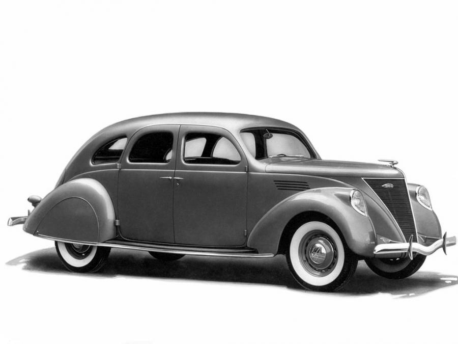  Lincoln Zephyr 4-Door Sedan 1936 года  (фото 9 из 9)